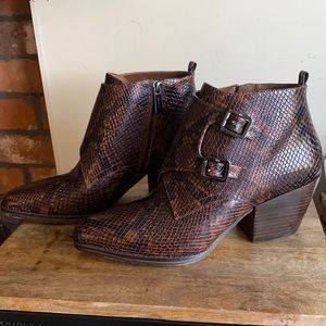 MICHAEL KORS BOOTIES New! Never worn outdoors. Western style stacked heel.